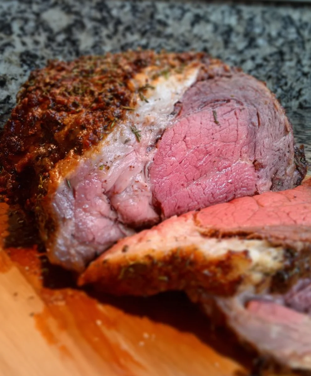 Perfect Oven Roasted Prime Rib-Medium Rare