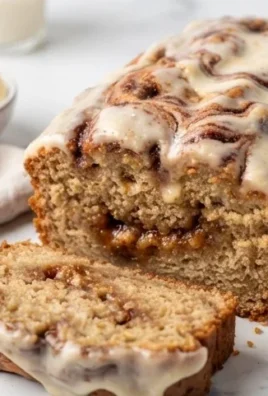 Cinnamon Roll Banana Bread